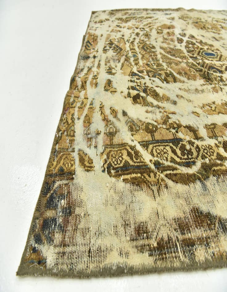 Detail image of  5' x 5' 2  Hand Knotted Ultra Vintage Persian Wool Square Rug