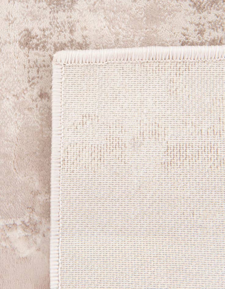 Detail image of Jill Zarin 7' 10 x 7' 10 Uptown Lexington Avenue Square Rug