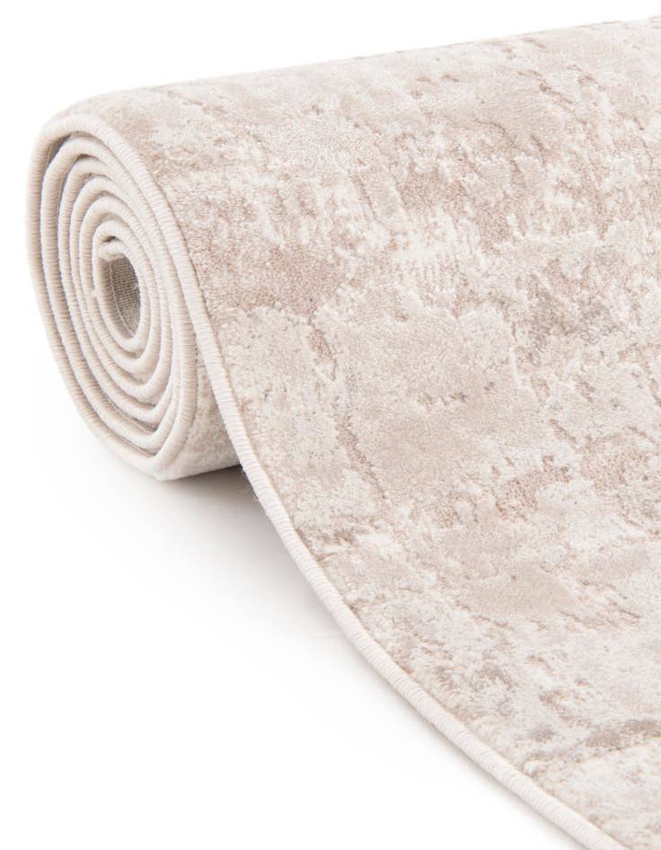 Detail image of Jill Zarin 7' 10 x 7' 10 Uptown Lexington Avenue Square Rug