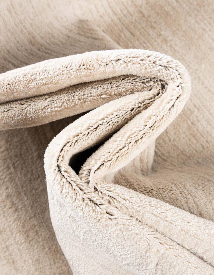 Detail image of Jill Zarin 7' 10 x 7' 10 Uptown Lenox Hill Square Rug