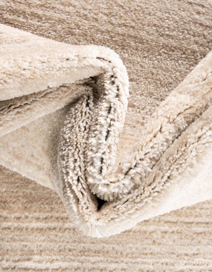 Detail image of Jill Zarin 7' 10 x 7' 10 Uptown Yorkville Square Rug