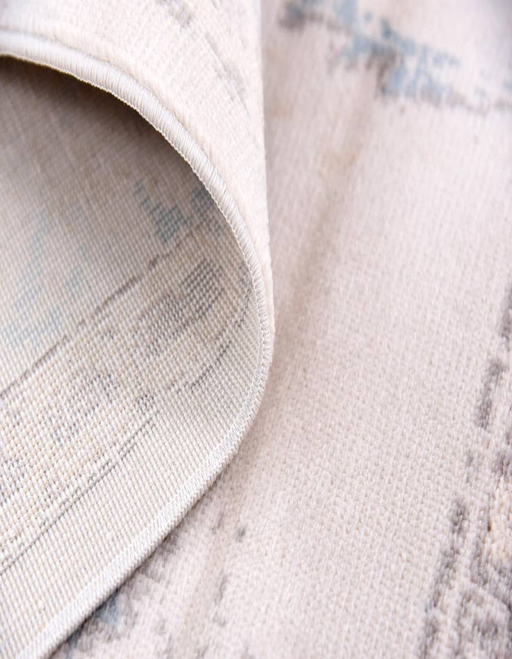 Detail image of  8' x 8' Victoria Square Rug