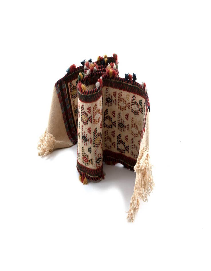 Detail image of  0' 7 x 4' 2  Hand Knotted Ghashghai Persian Table Runner Rug