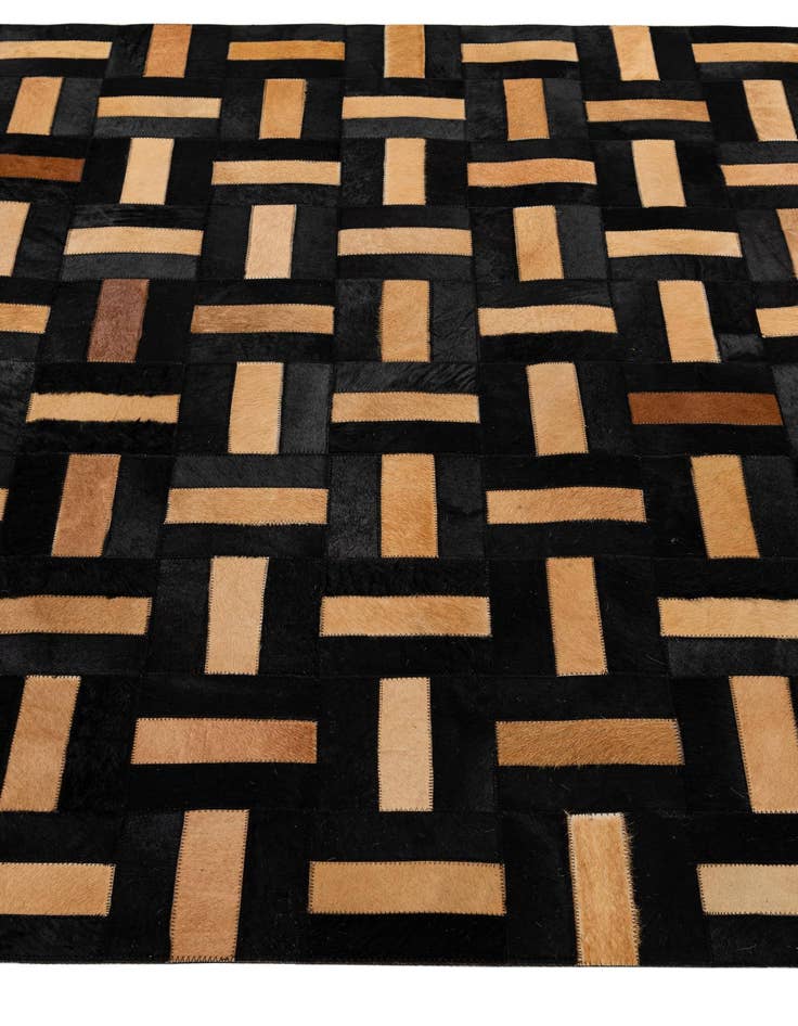 Detail image of  5' 1 x 7' 11 Cowhide - Patchwork Rug