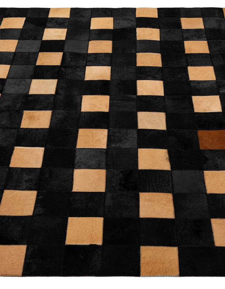 Detail image of  5' x 7' 10 Cowhide - Patchwork Rug