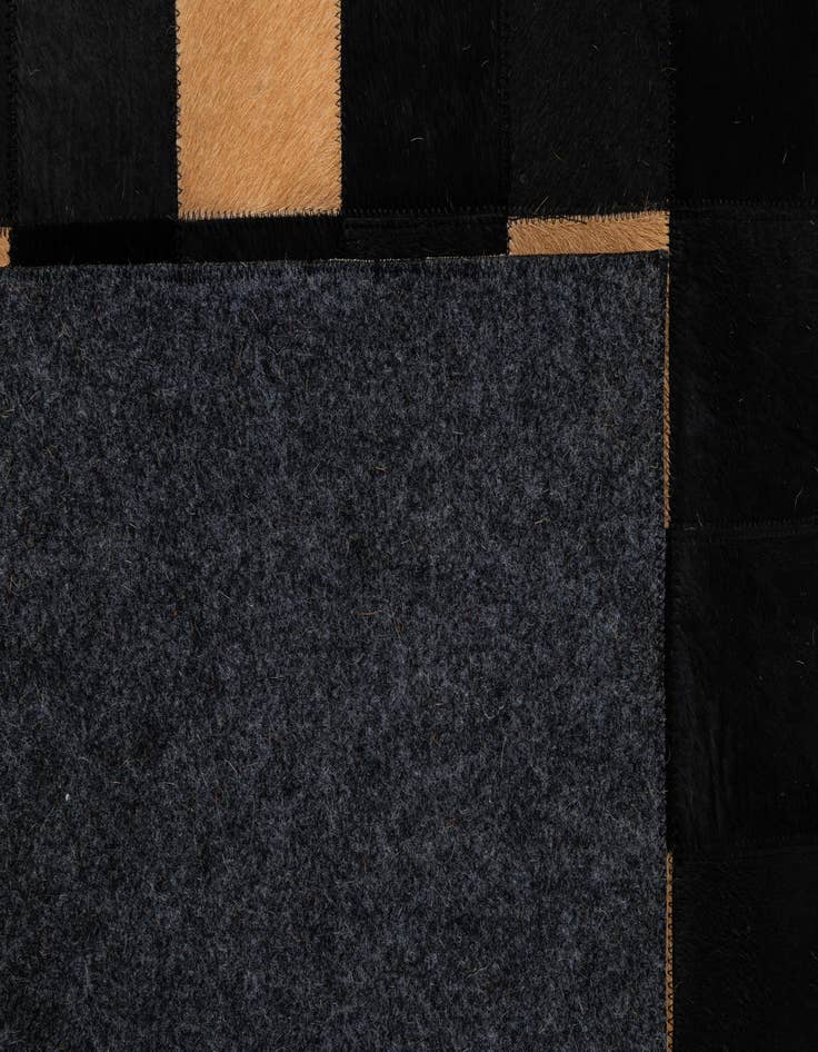 Detail image of  5' x 7' 10 Cowhide - Patchwork Rug
