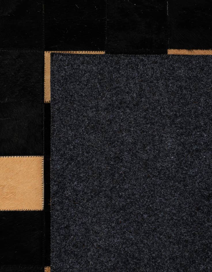 Detail image of  8' x 10' Cowhide - Patchwork Rug