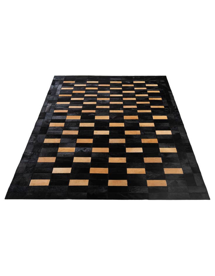 Detail image of  5' 1 x 8' Cowhide - Patchwork Rug