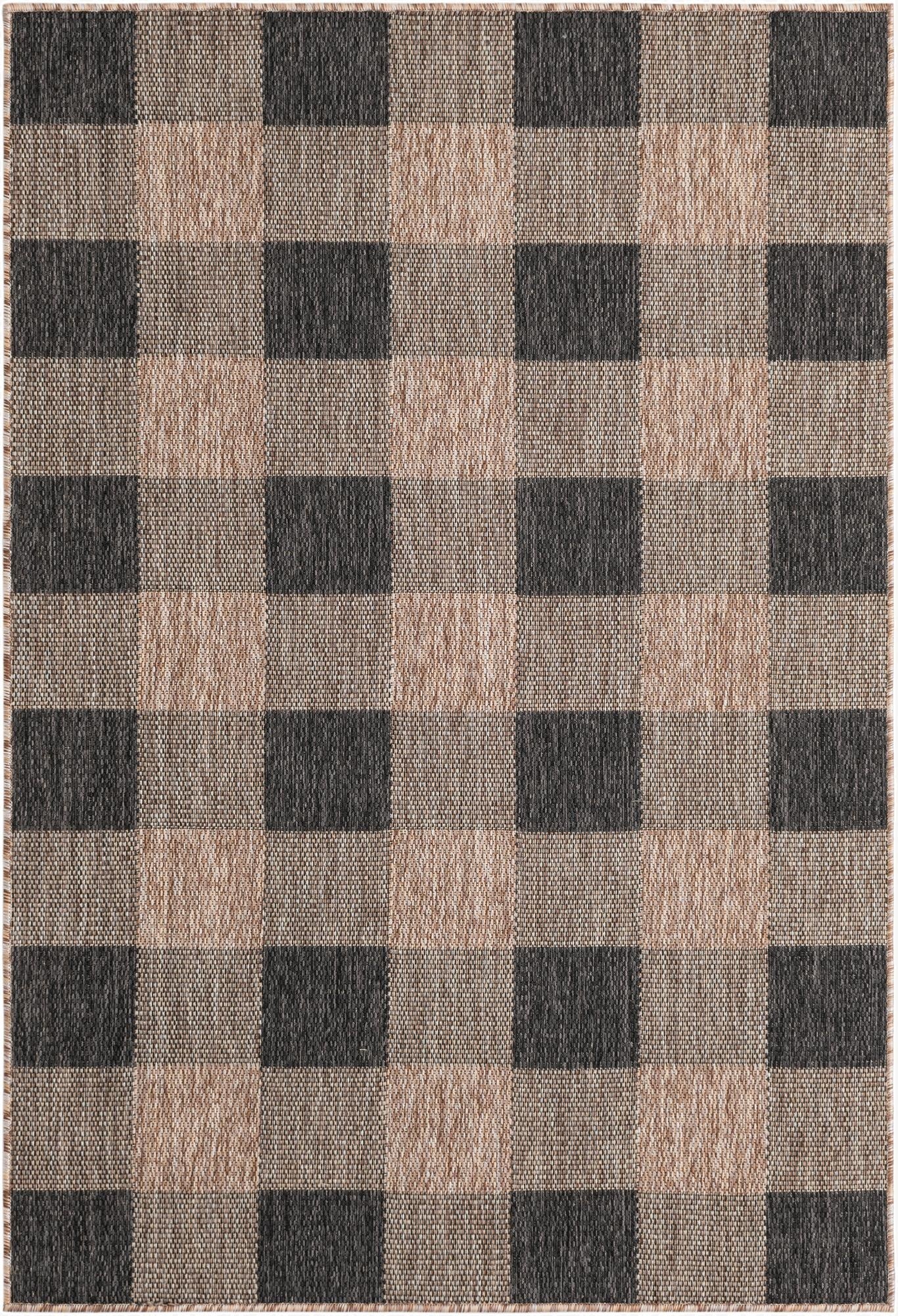  4' x 6'  Washable Checkered Indoor / Outdoor Rug