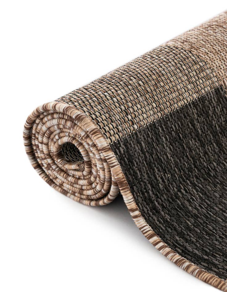 Detail image of  2' x 6'  Washable Checkered Indoor / Outdoor Runner Rug