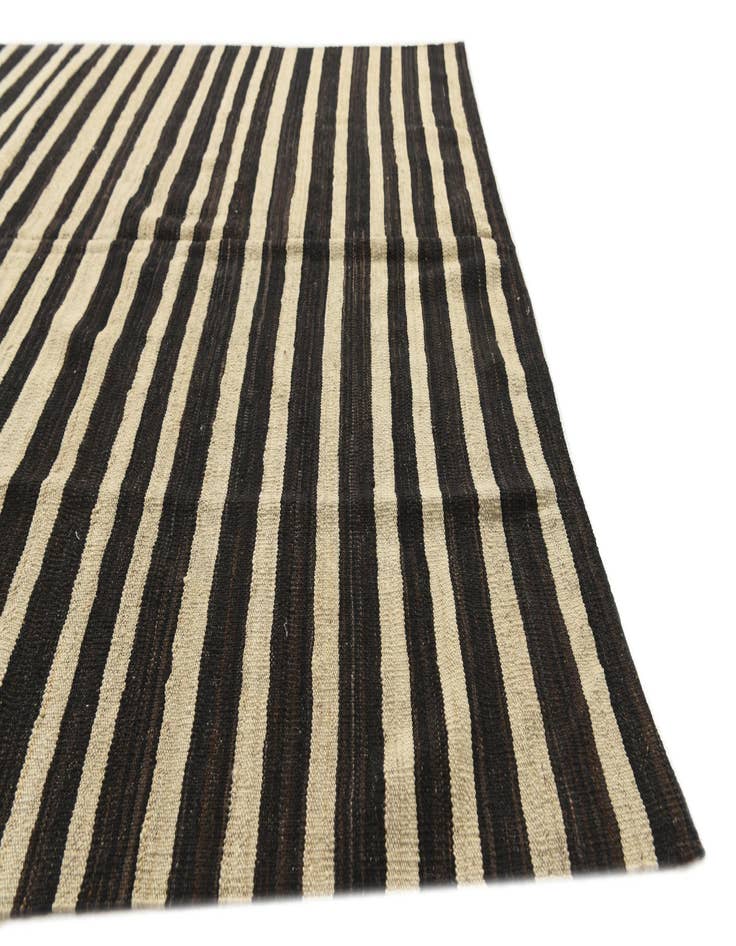 Detail image of  5' 10 x 8'  Hand Woven Kilim Modern Wool Rug