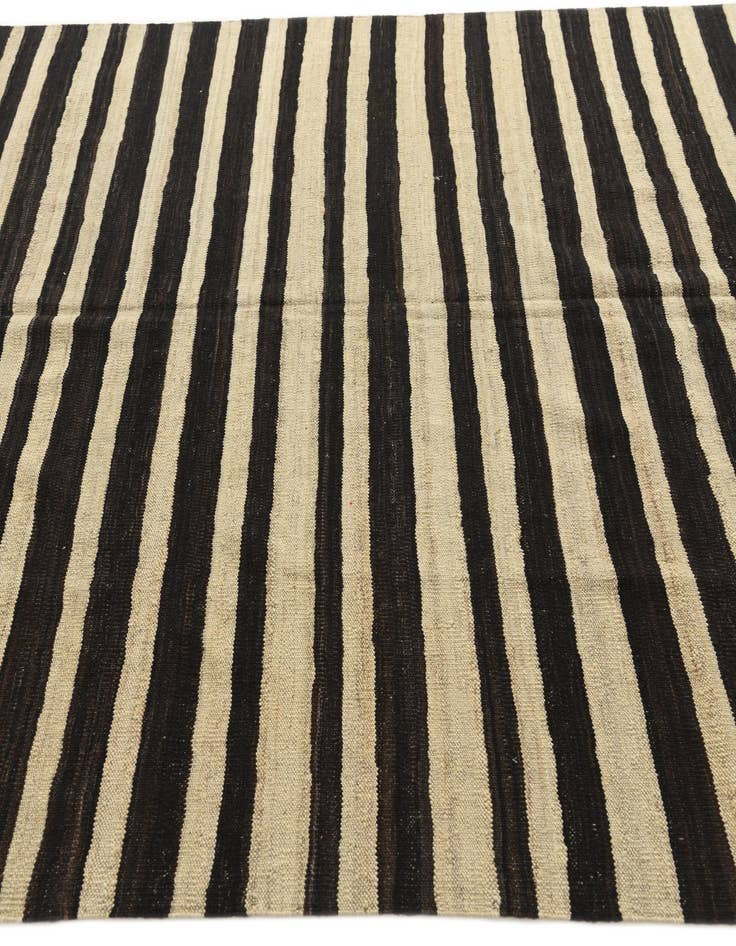 Detail image of  5' 10 x 8'  Hand Woven Kilim Modern Wool Rug