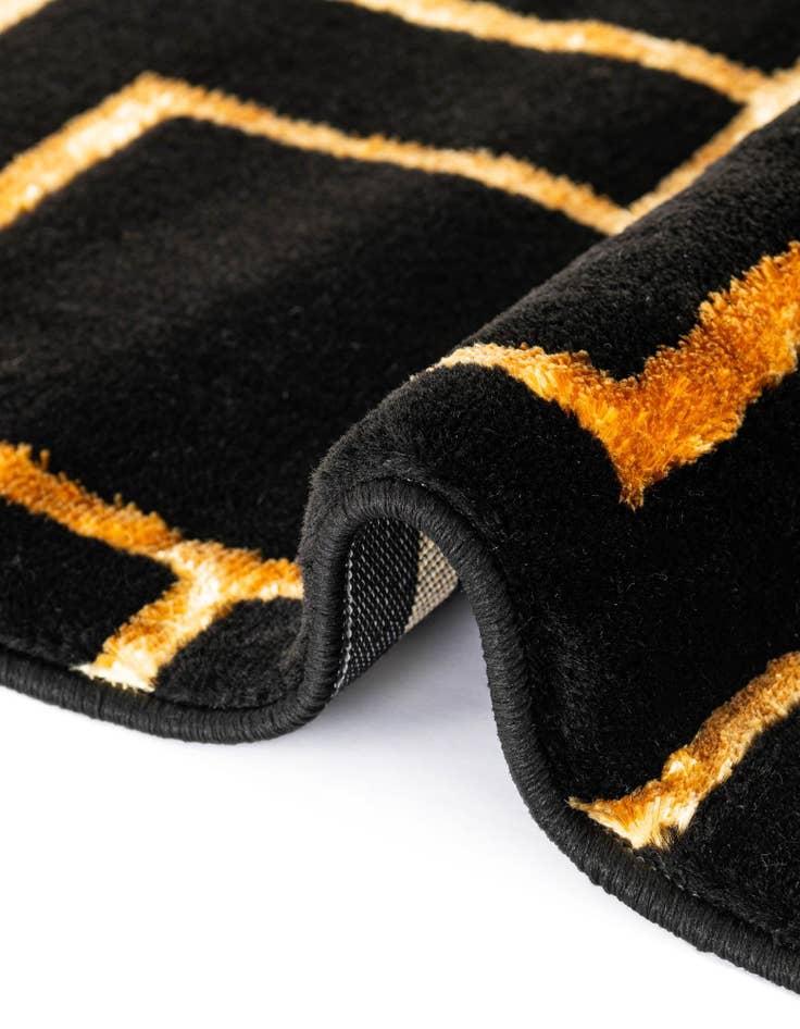 Detail image of  7' 10 x 10'  Marilyn Monroe&trade; Glam Deco Rug