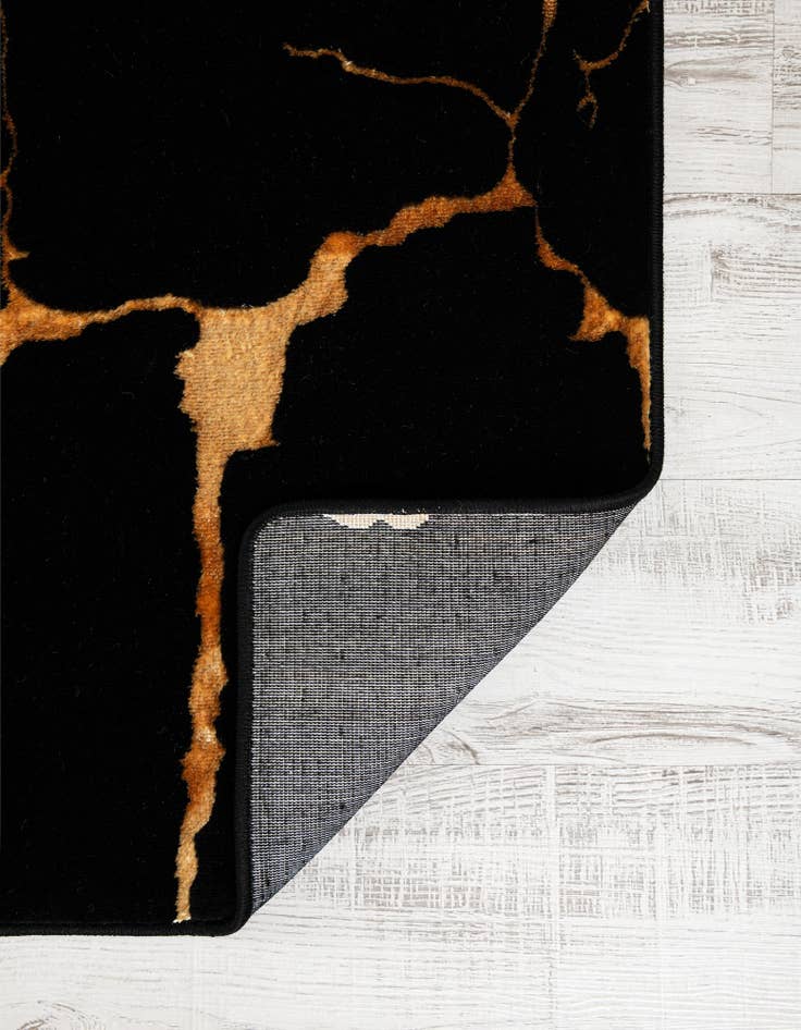 Detail image of  7' 10 x 10' Vogue Geo Rug