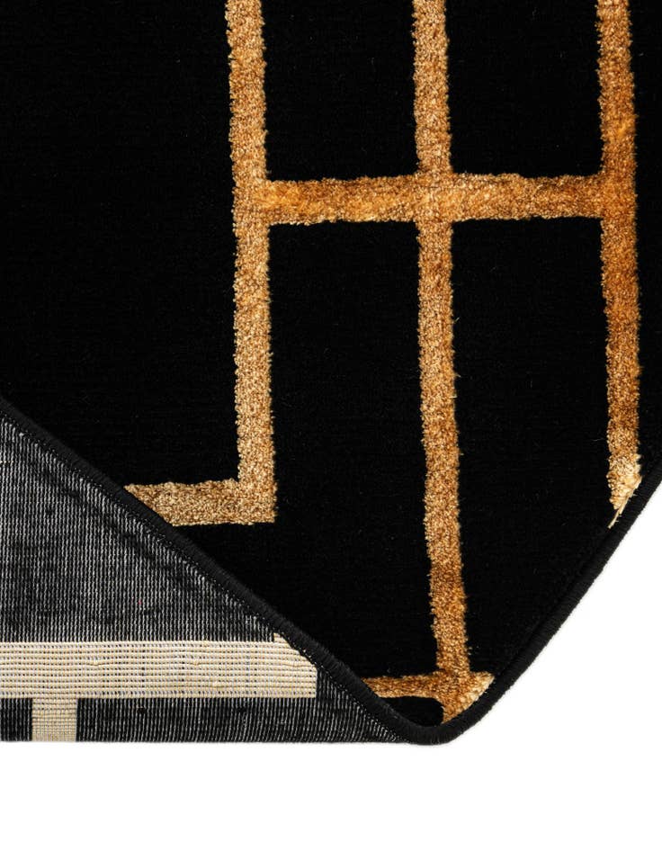 Detail image of  7' 10 x 7' 10  Marilyn Monroe&trade; Glam Deco Round Rug