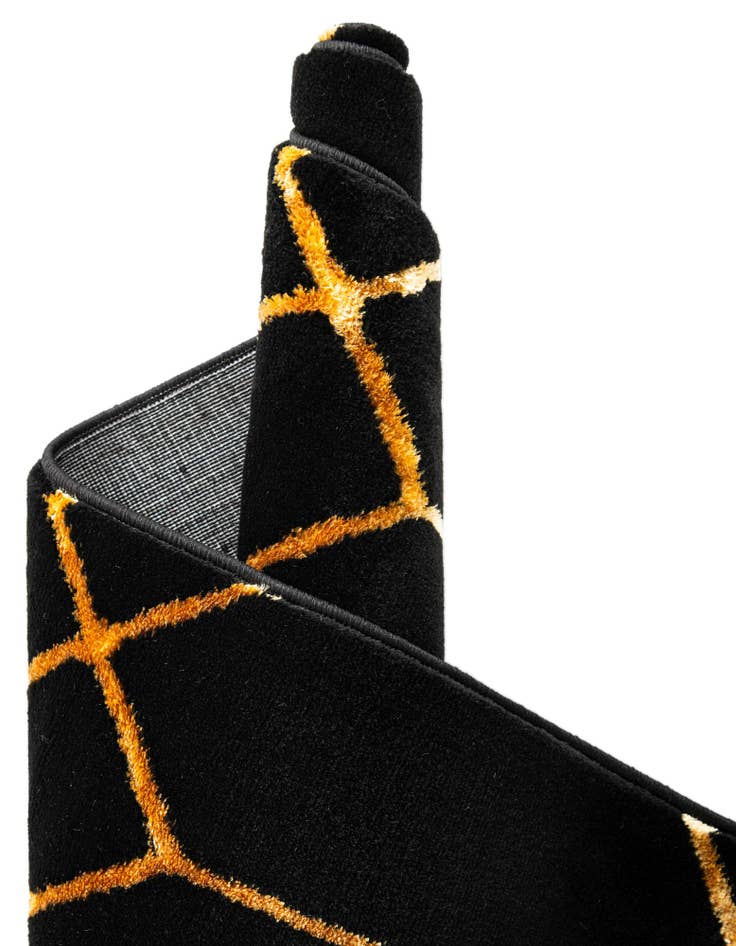 Detail image of  2' x 5'  Marilyn Monroe™ Glam Trellis Runner Rug