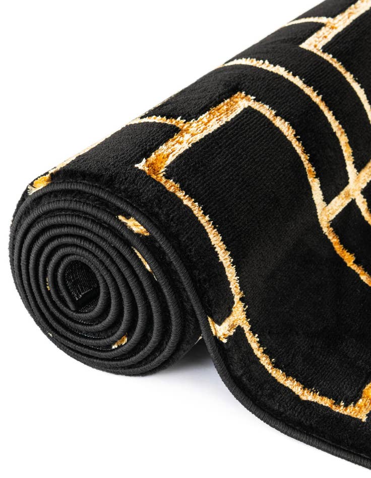 Detail image of  7' 10 x 7' 10  Marilyn Monroe™ Glam Deco Square Rug