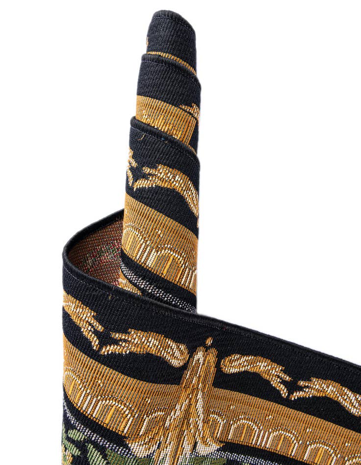 Detail image of  2' 7 x 12'  Washable Traditional Indoor / Outdoor Runner Rug