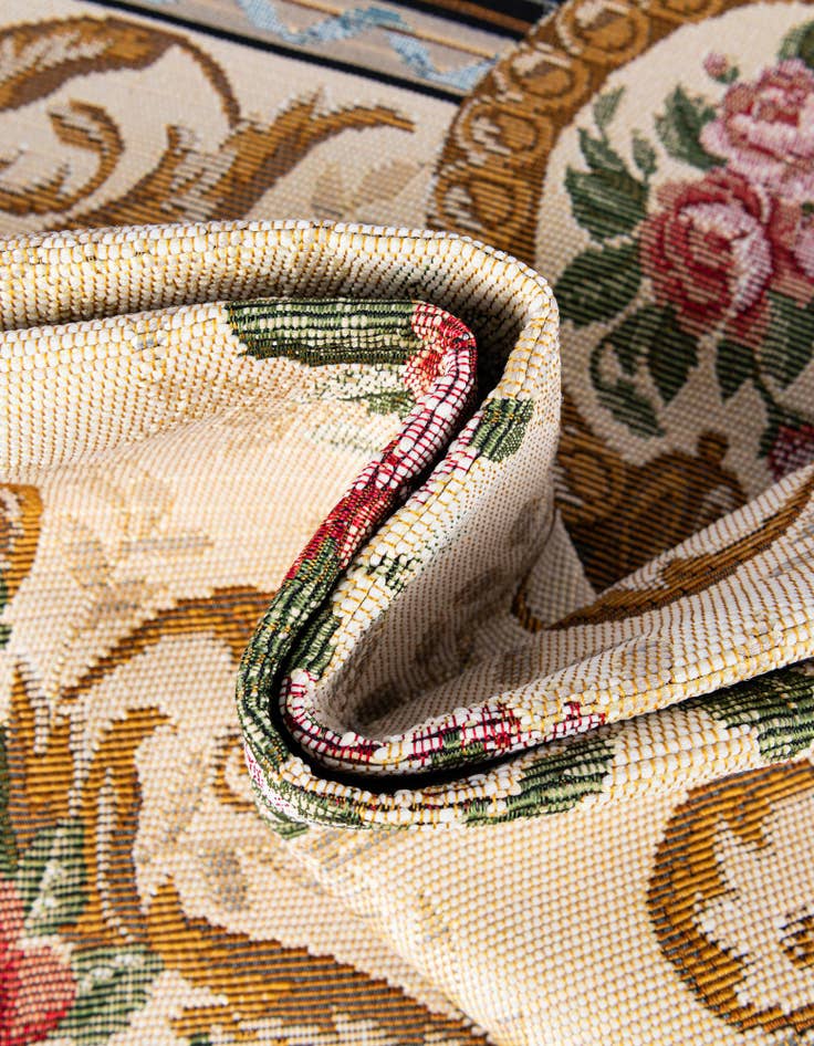 Detail image of  10' x 10'  Washable Traditional Indoor / Outdoor Square Rug