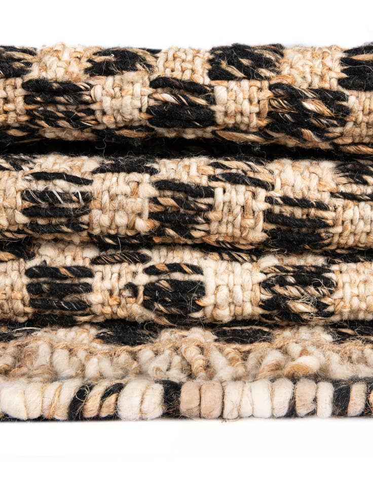 Detail image of  2' x 4' 1  Hand Woven Checkered Jute Wool Runner Rug