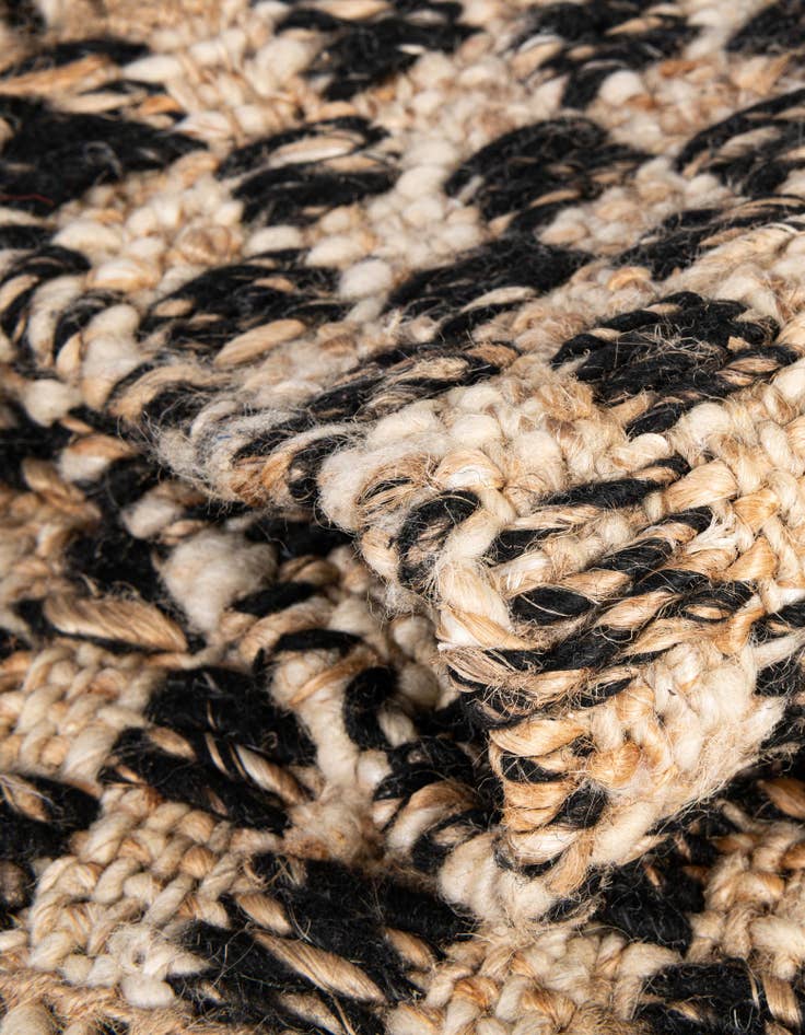 Detail image of  7' 10 x 7' 10  Hand Woven Checkered Jute Wool Square Rug