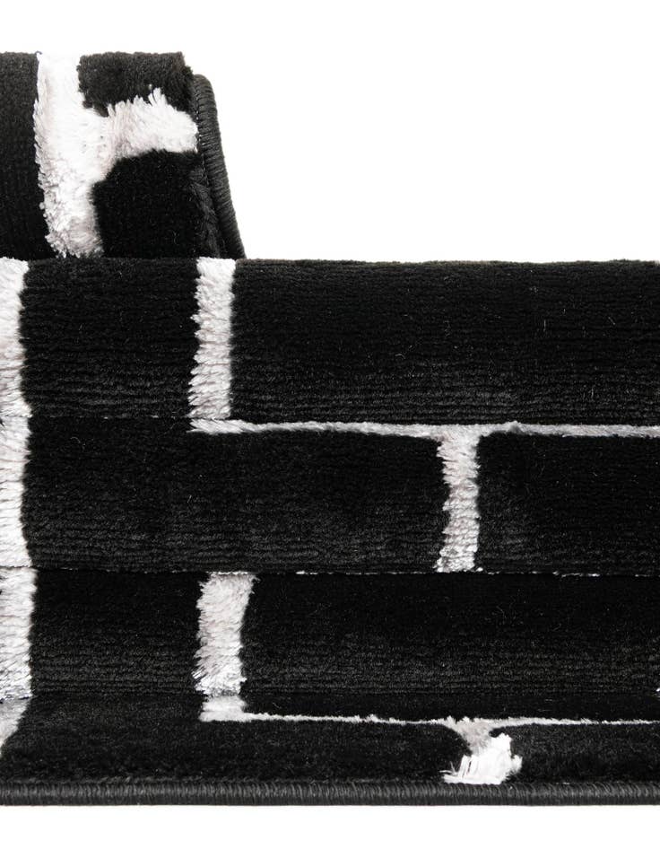 Detail image of  4' x 6'  Marilyn Monroe&trade; Glam Deco Rug