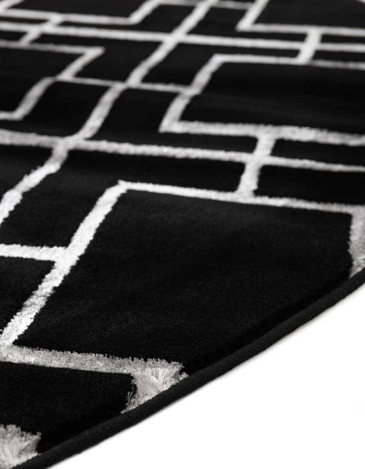 Detail image of  7' 10 x 7' 10  Marilyn Monroe&trade; Glam Deco Round Rug