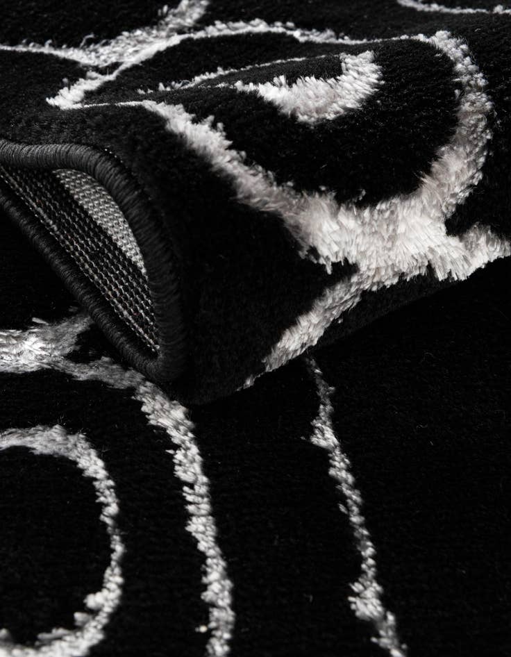 Detail image of  10' x 10' Vogue Geo Square Rug