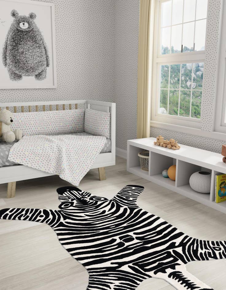 Detail image of  4' 1 x 6' 1 Playtime Kids Wool Freeform Rug