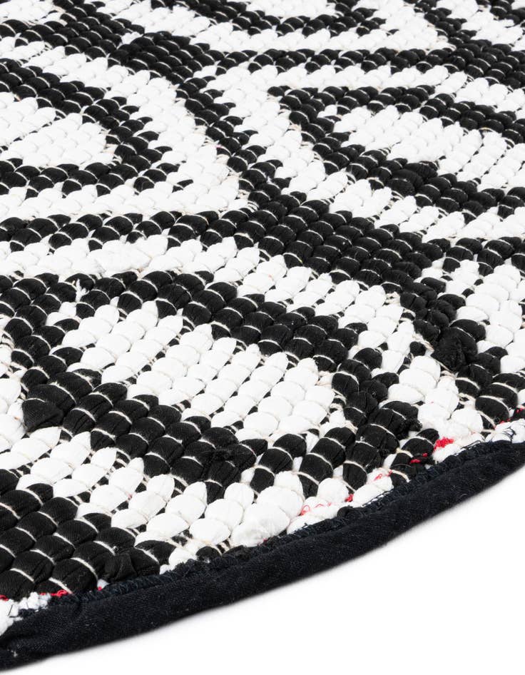 Detail image of  2' 2 x 3' 7  Hand Woven Chindi Jute Hearth Rug