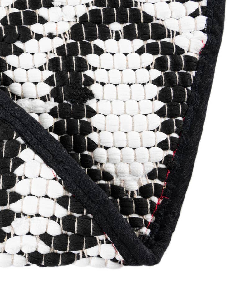 Detail image of  2' 2 x 3' 7  Hand Woven Chindi Jute Hearth Rug