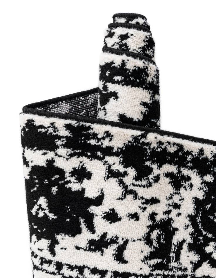 Detail image of  3' x 5' 3 Oregon Oval Rug