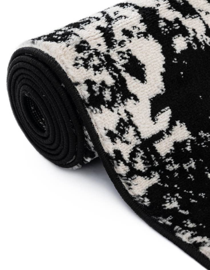 Detail image of  3' x 5' 3 Oregon Oval Rug