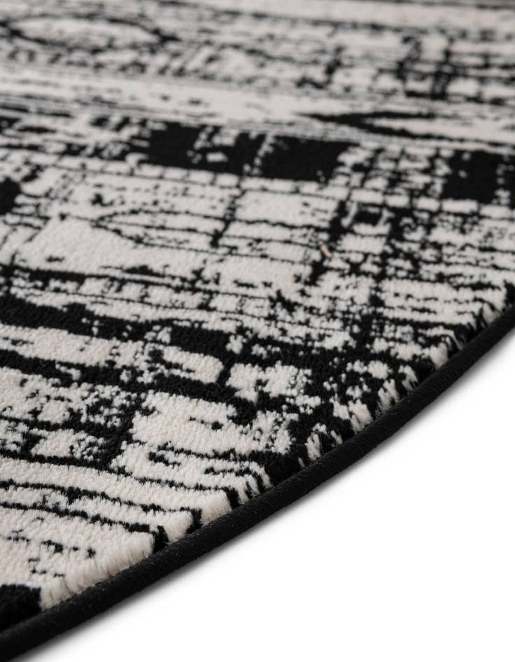 Detail image of  5' 3 x 8' Oregon Oval Rug