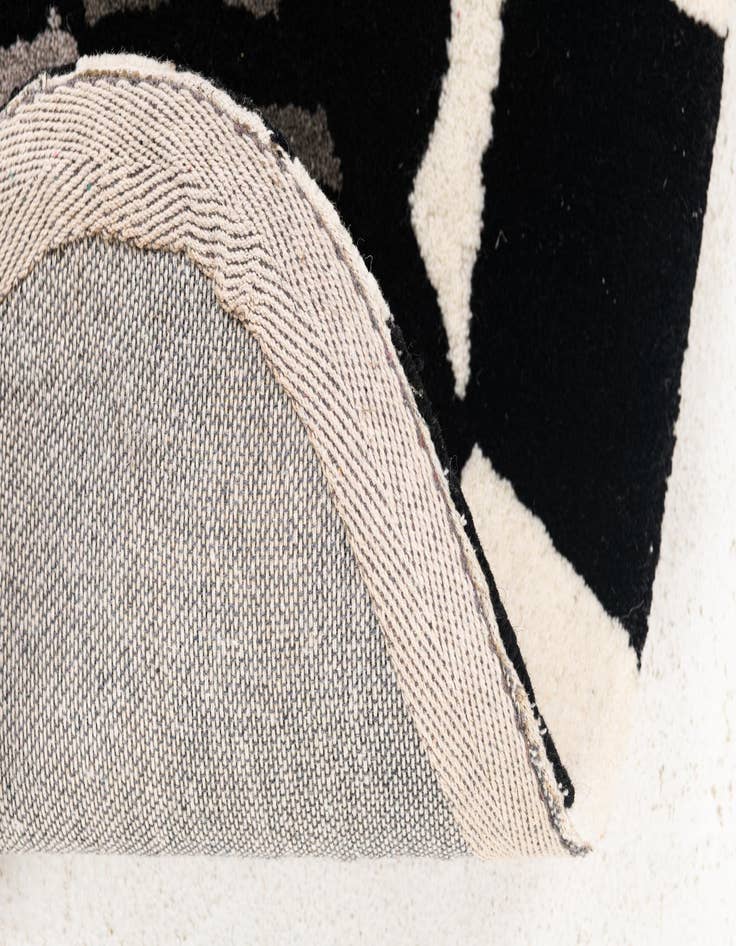 Detail image of  1' 9 x 3' 5 Playtime Kids Wool Oval Rug