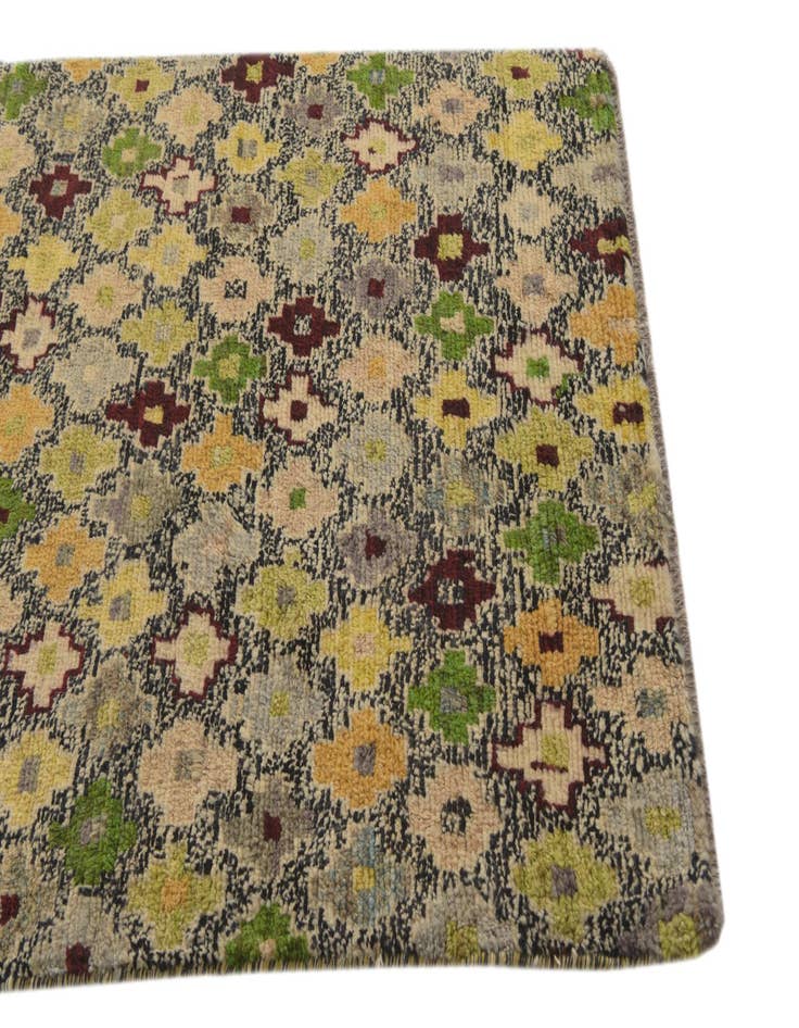 Detail image of  3' 3 x 5' 3  Hand Knotted Balouch Wool Rug