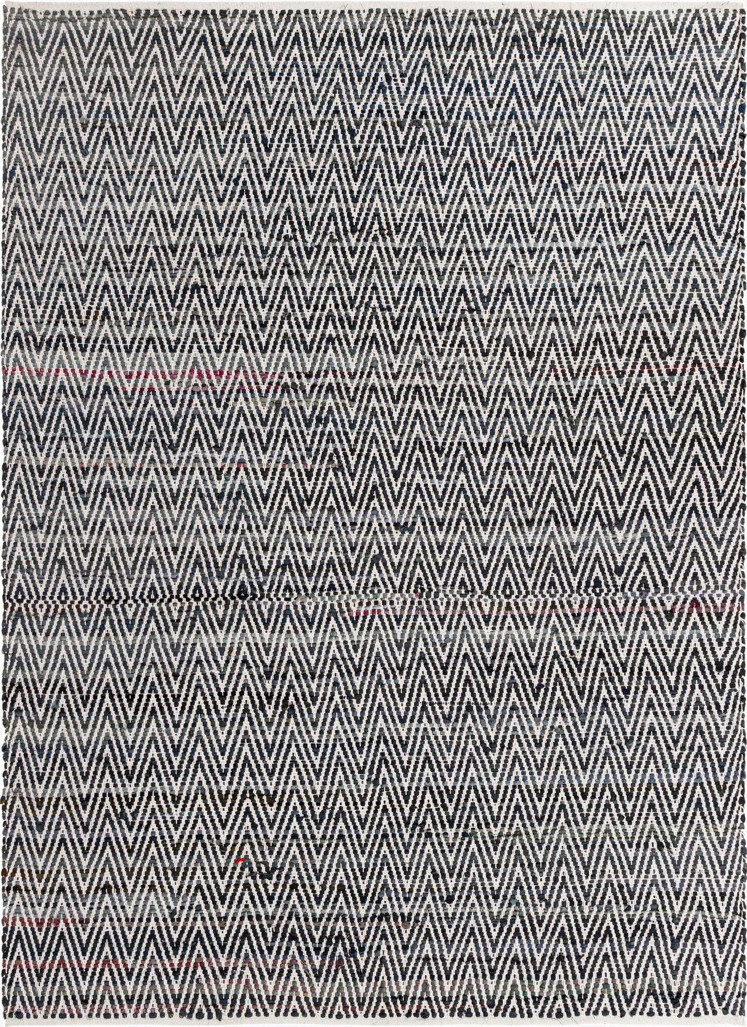  7' 1 x 10'  Hand Woven Chindi Chevron Rug