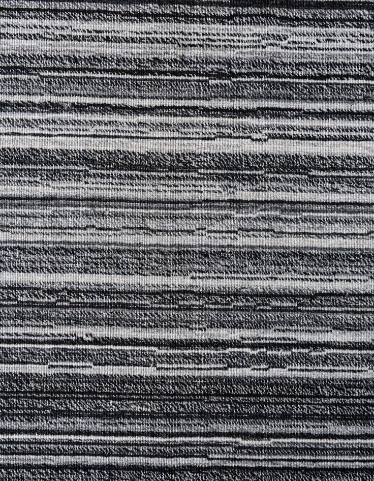 Detail image of  5' 8 x 8'  Hand Knotted Darya Wool Rug