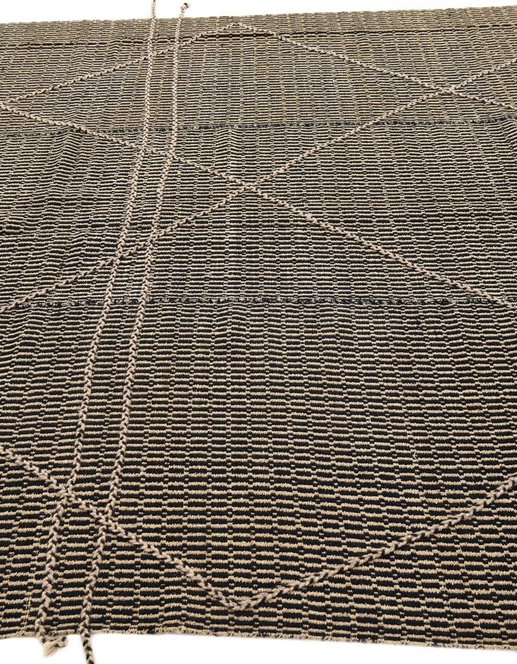 Detail image of  7' 8 x 9' 8  Hand Knotted Darya Wool Rug