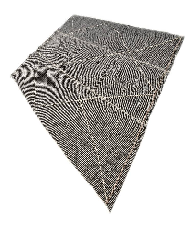 Detail image of  9' 5 x 12'  Hand Knotted Darya Wool Rug