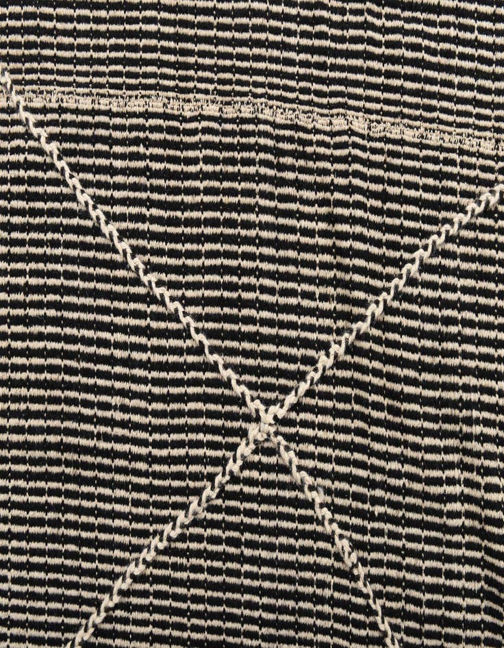 Detail image of  9' 5 x 12'  Hand Knotted Darya Wool Rug