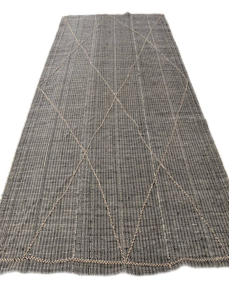 Detail image of  8' 9 x 11' 10  Hand Knotted Darya Wool Rug