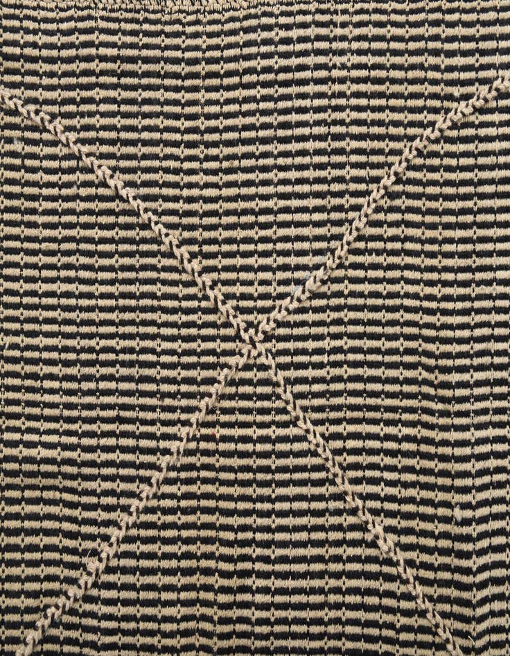 Detail image of  7' 6 x 10'  Hand Knotted Darya Wool Rug