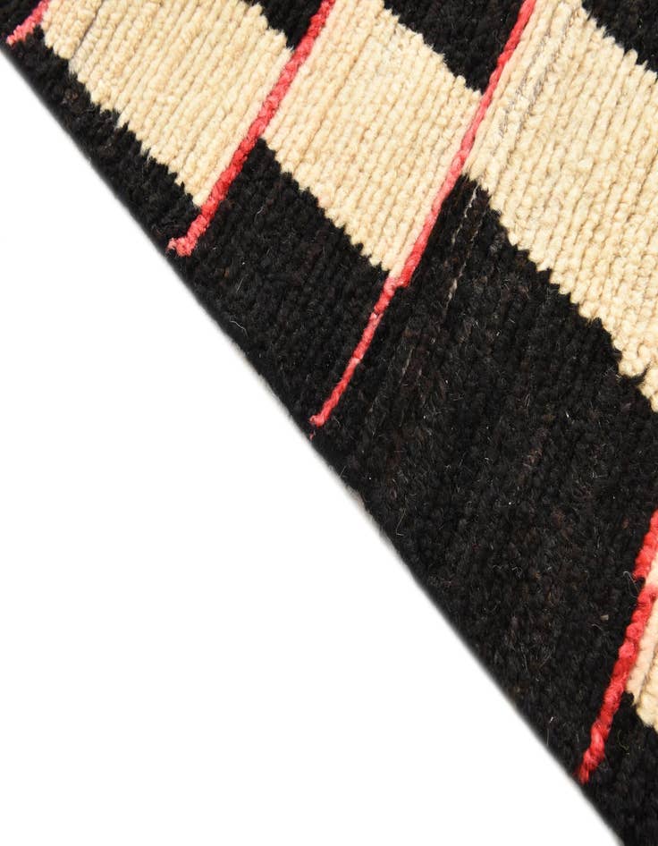 Detail image of  5' 6 x 8' 1  Hand Knotted Darya Wool Rug