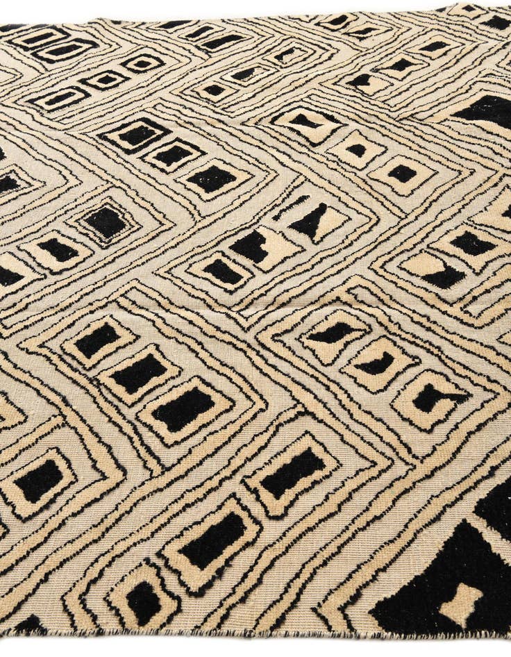 Detail image of  7' 9 x 10' 2  Hand Knotted Darya Wool Rug