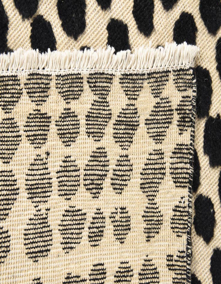 Detail image of  7' 10 x 10' 1  Hand Knotted Darya Wool Rug