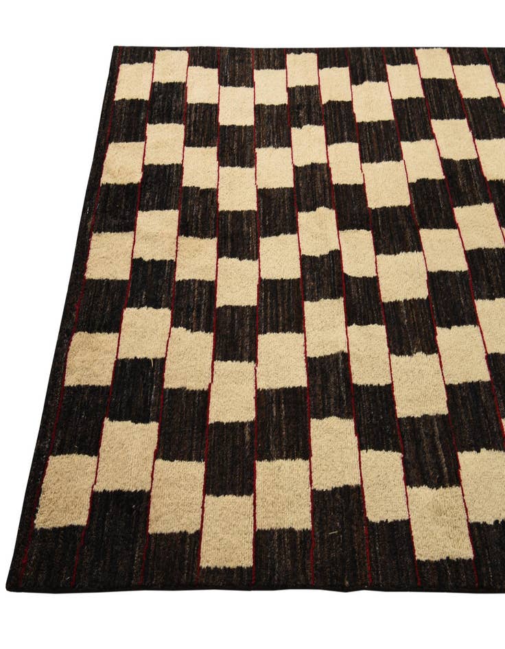 Detail image of  5' x 8' 2  Hand Knotted Darya Wool Rug