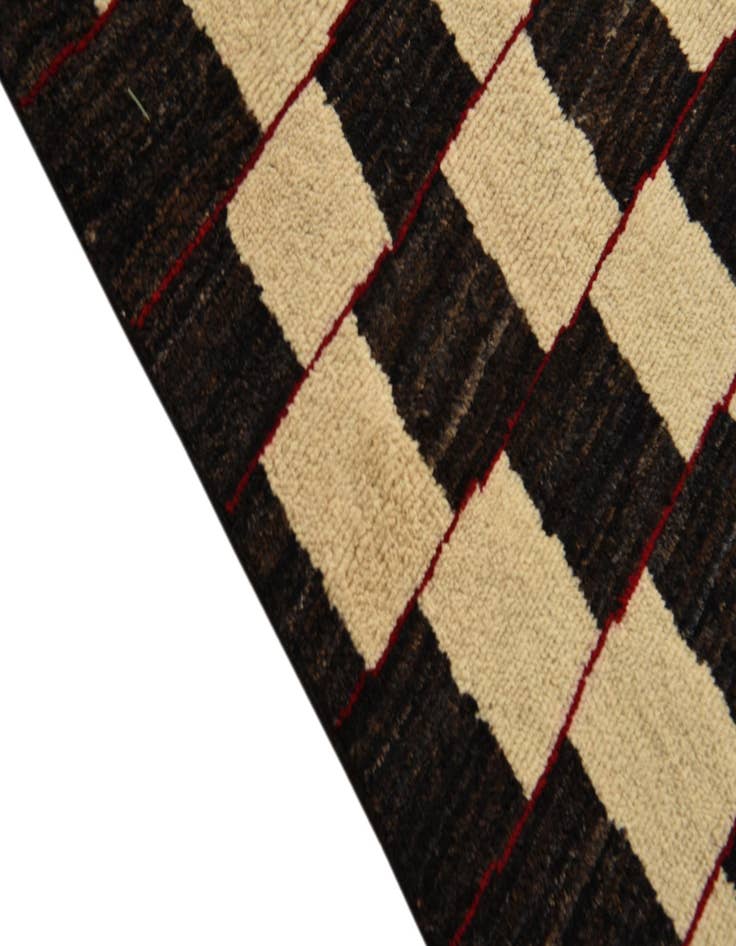 Detail image of  5' x 8' 2  Hand Knotted Darya Wool Rug