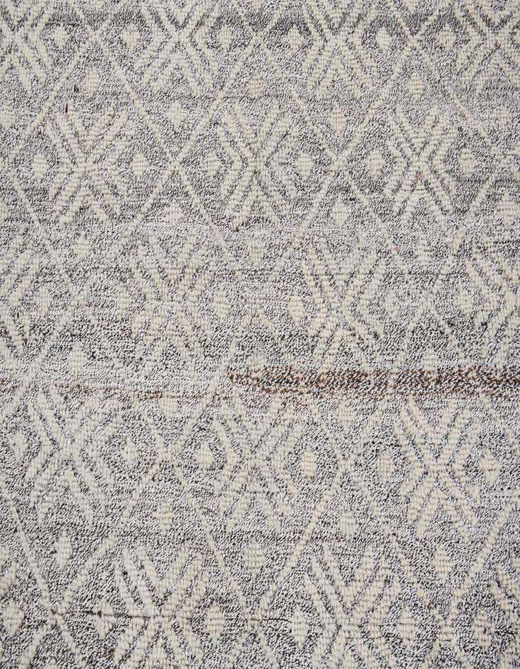 Detail image of  8' 2 x 10'  Hand Knotted Darya Wool Rug