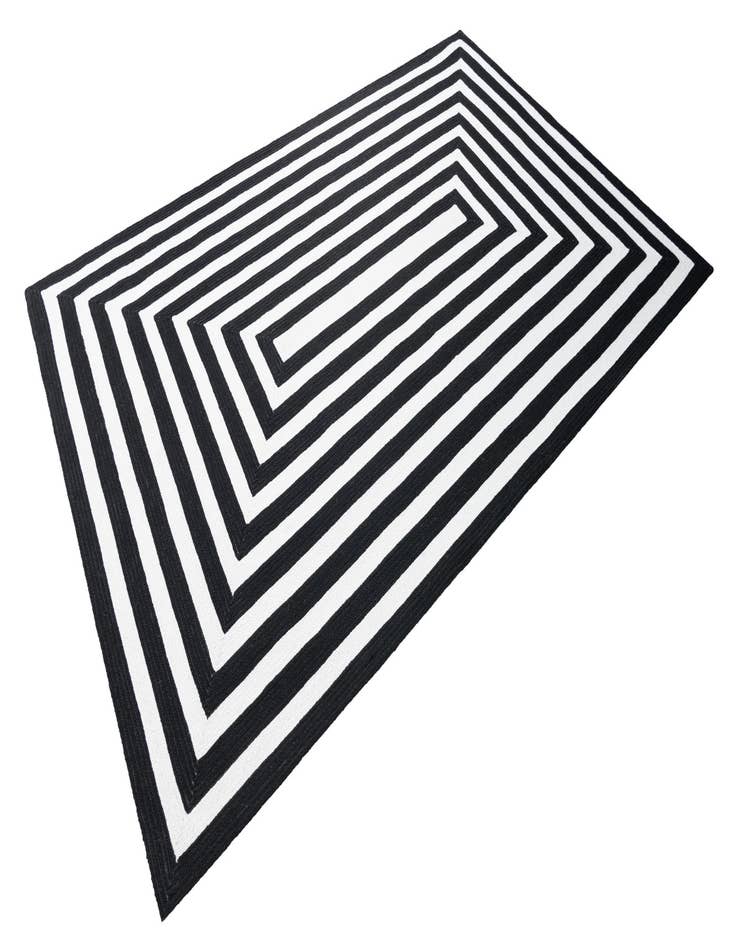 Detail image of  5' 3 x 8'  Hand Woven Eco Verse   Washable Indoor / Outdoor Rug